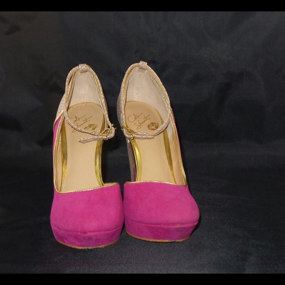 *SOLD* Hot Pink and Snakeskin Strappy Wedges - Picture 2 of 4